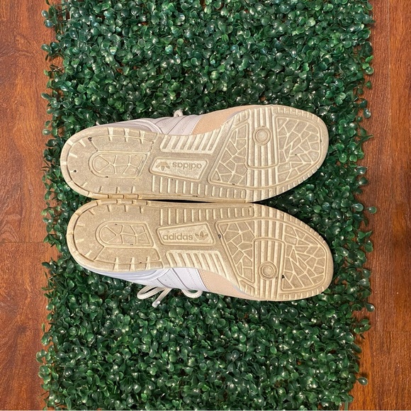 Adidas sneakers - Picture 3 of 4